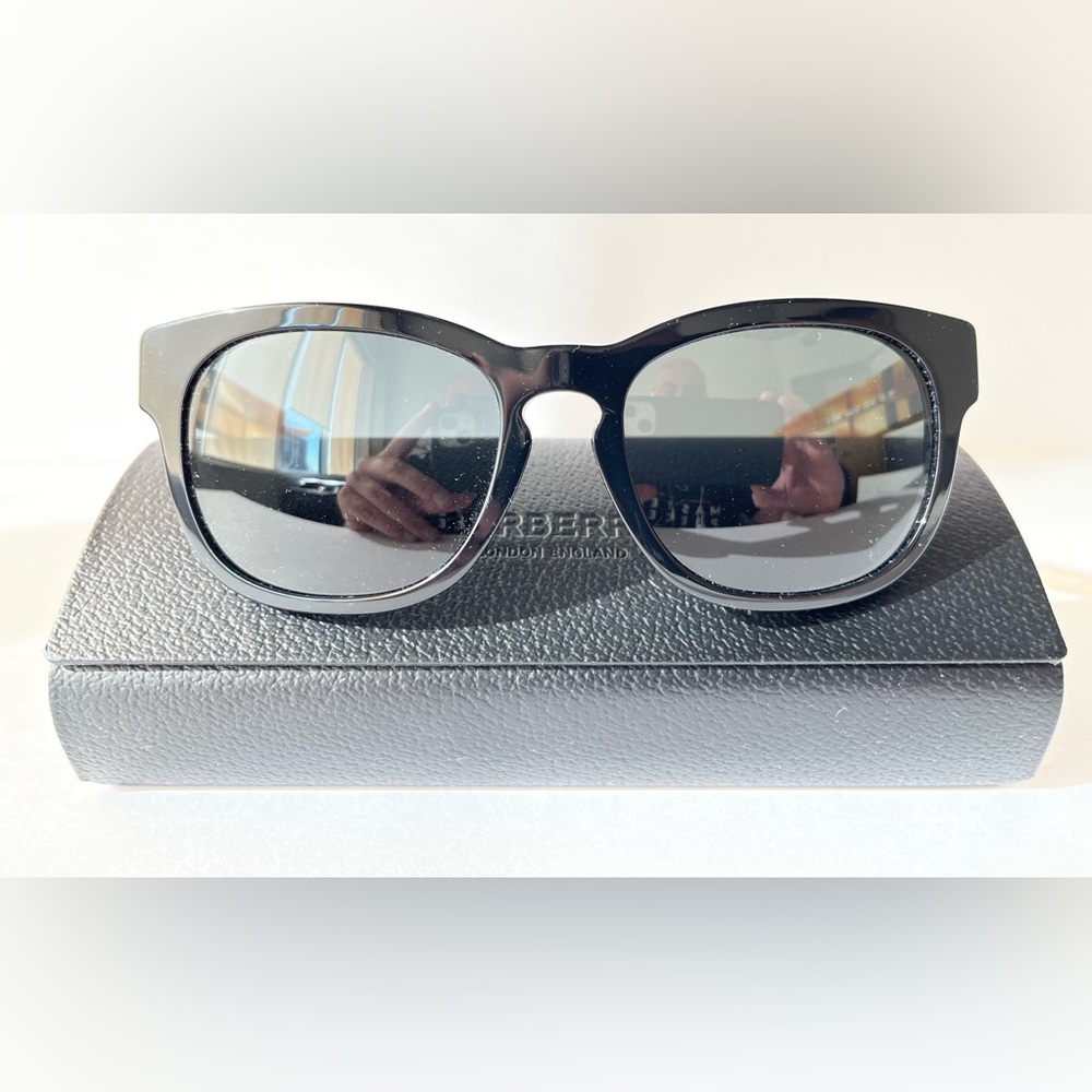 Burberry 4226 Sunglasses Black Havana 360487 New